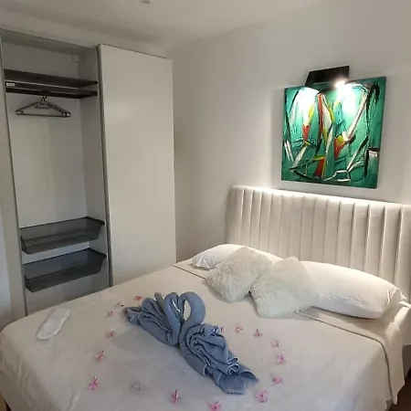 Апартаменти Bubble Oasis - Your Peaceful Escape Near Split *