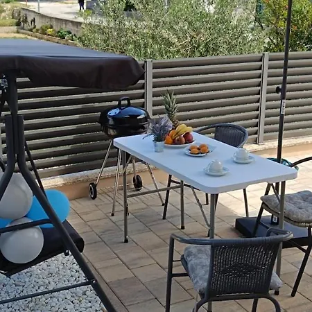 Bubble Oasis - Your Peaceful Escape Near Split *
